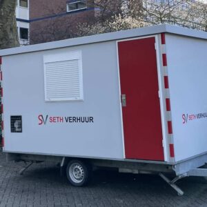 Schaftwagen met berging en chemisch toilet